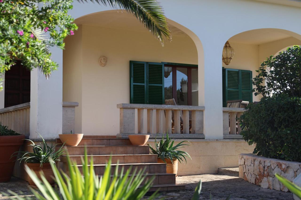 Casa Amigos Cala Llombards Exterior foto